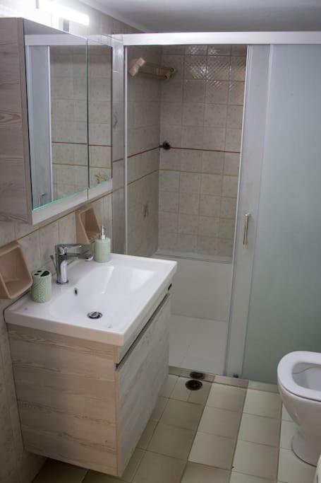 Spacious Apartment In The Heart Of Pythagorion Exterior foto